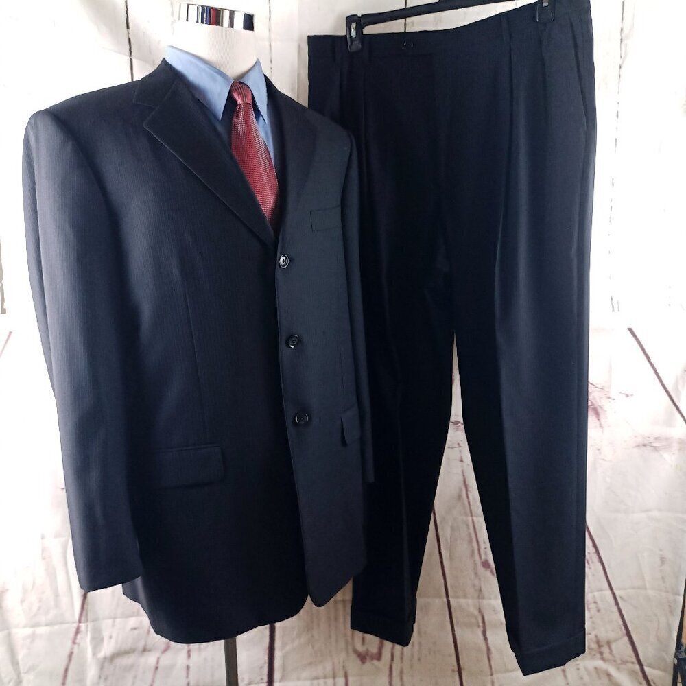 Pal Zileri Gruppo 48L Wool Charcoal Pinstripe 3 Button 2pc Suit 36x31 Pltd